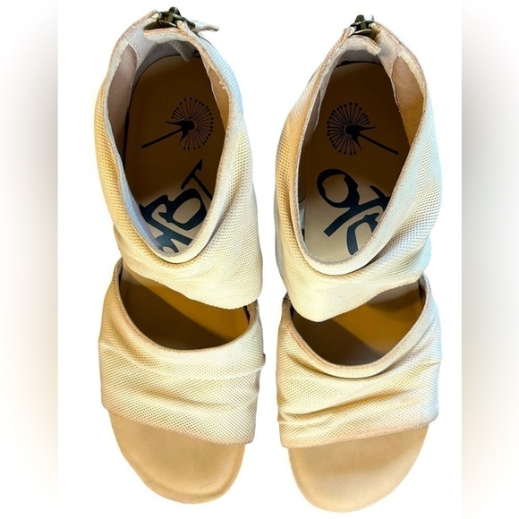 OTBT Patchouli Sandals Women’s Ivory Heeled Boho Open Toe Shies Size-10 EUC - Picture 2 of 6